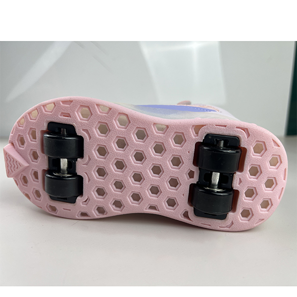 تصویر  کتونی اسکیتی پسرانه خارجی بی کی جی کیدز مدل 25670/2 ازسایز 30 تا39