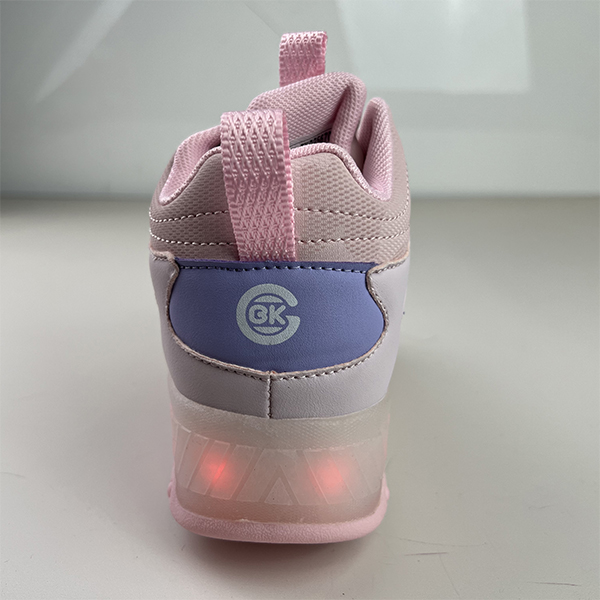 تصویر  کتونی اسکیتی پسرانه خارجی بی کی جی کیدز مدل 25670/2 ازسایز 30 تا39