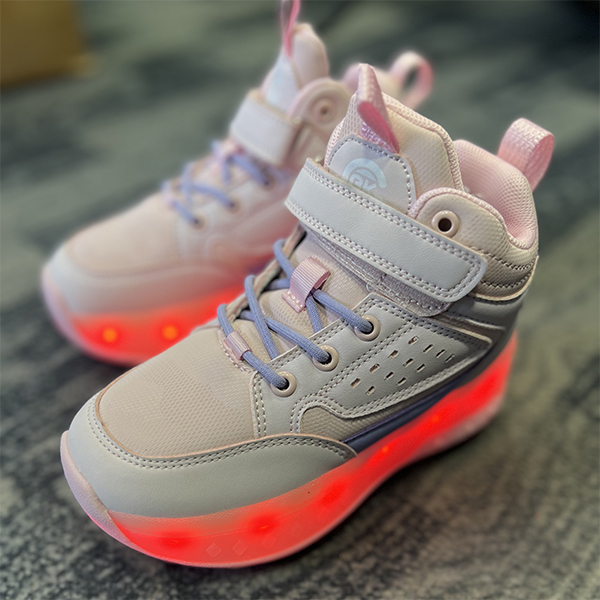 تصویر  کتونی اسکیتی پسرانه خارجی بی کی جی کیدز مدل 25670/2 ازسایز 30 تا39