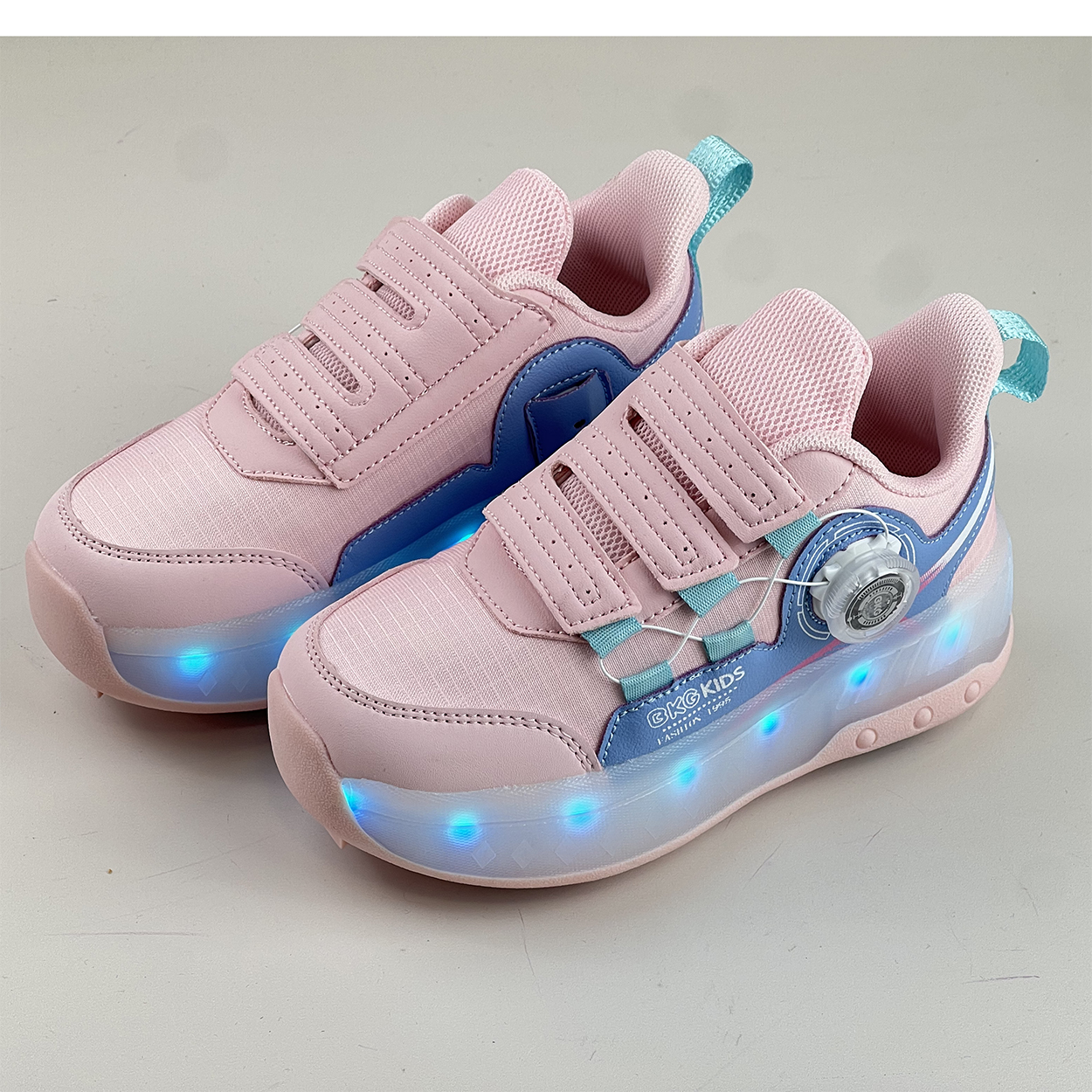 تصویر  کتونی اسکیتی پسرانه خارجی بی کی جی کیدز مدل 25369/2-B11 ازسایز 30 تا39