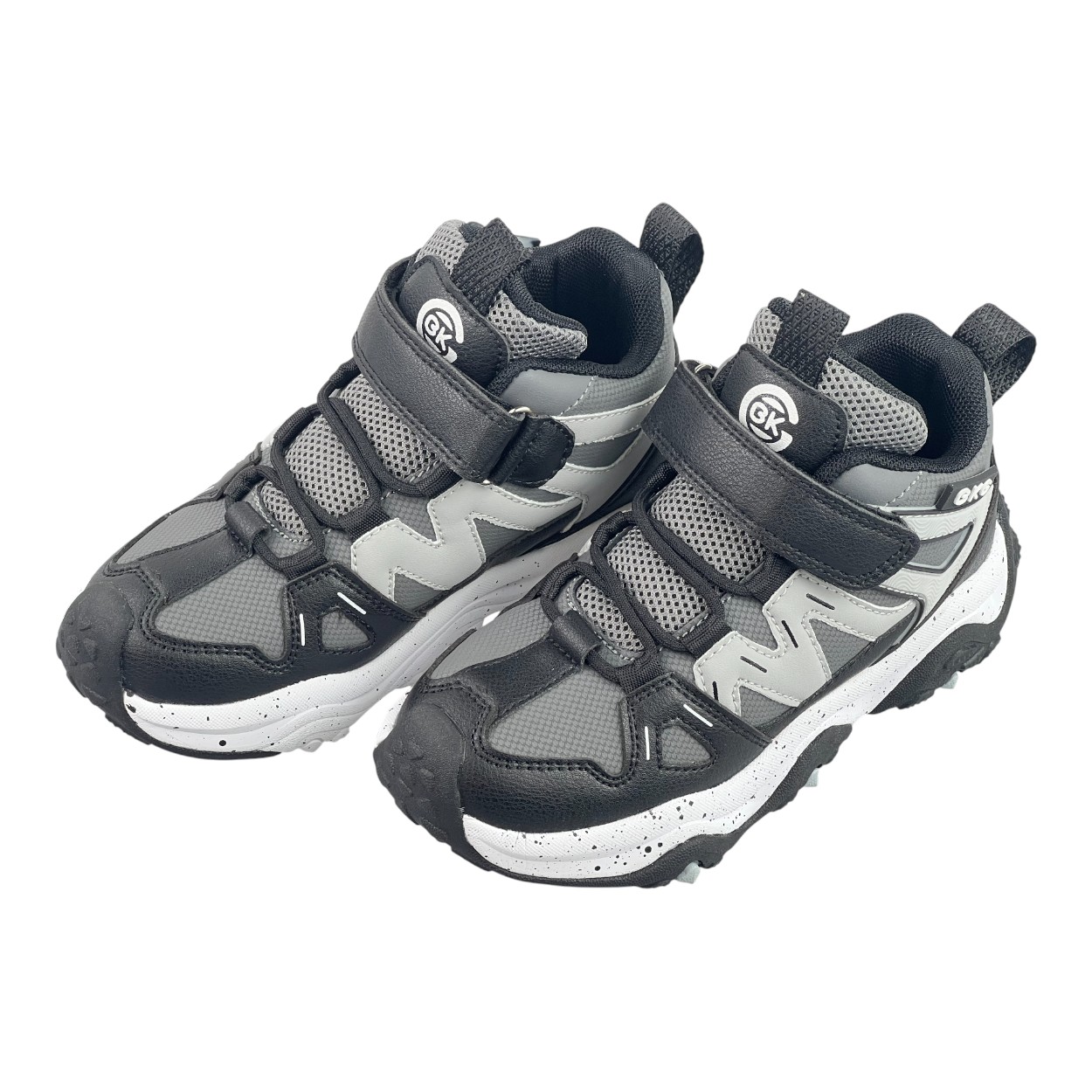 تصویر  کتونی پسرانه خارجی بی کی جی کیدز مدل 25676/4